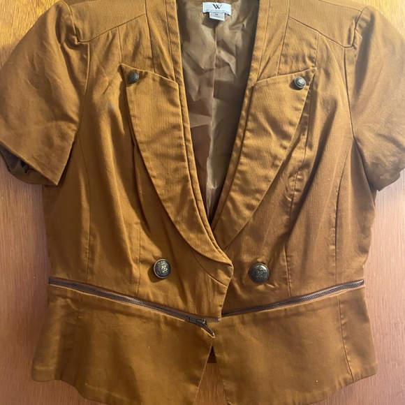 Brown Short Sleeve Women’s Jacket - Size Medium - Picture 9 of 13